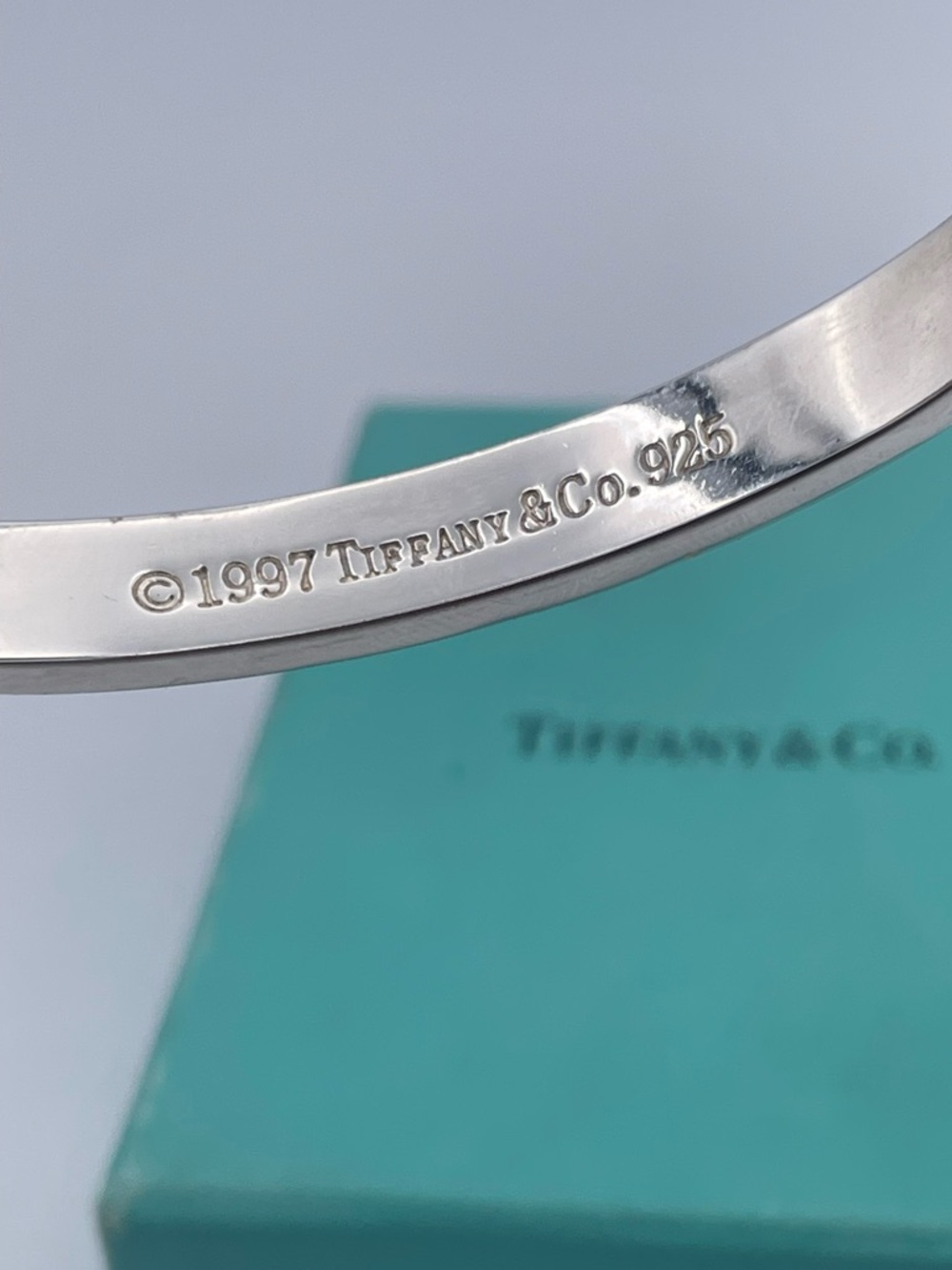 Tiffany & Co. 1837 Sterling Silver 925 Hinged Bangle Bracelet Vintage 1997 - Picture 3 of 12